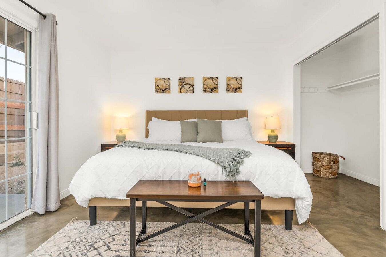 3 habitaciones, escritorio, cuna de viaje y wifi gratis 