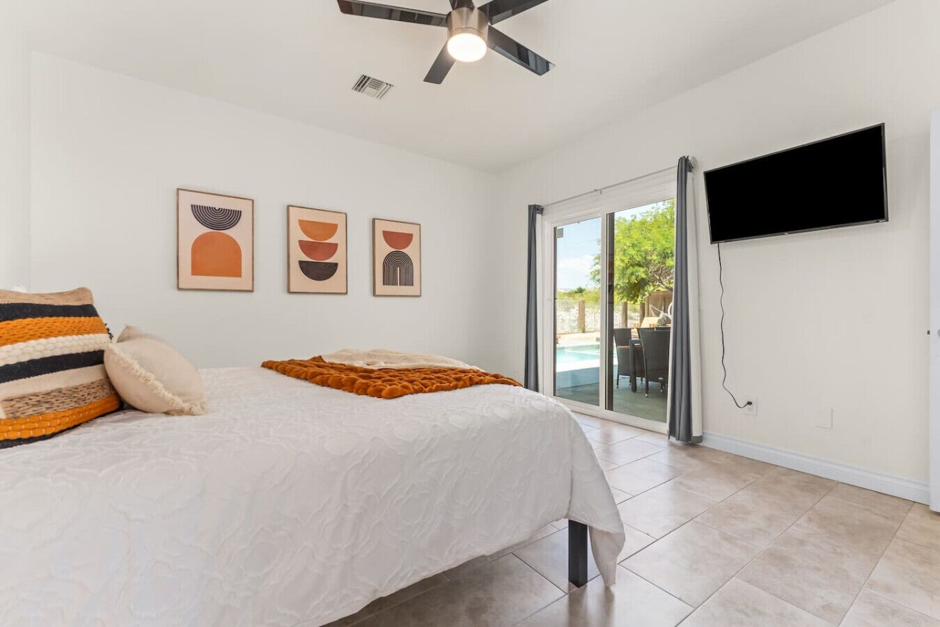 Desk, iron/ironing board, travel cot, free WiFi