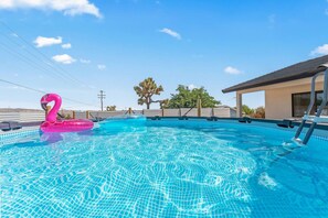 Pool - The Desert Star • Pool • Spa • Joshua Tree views. (Yucca Valley)