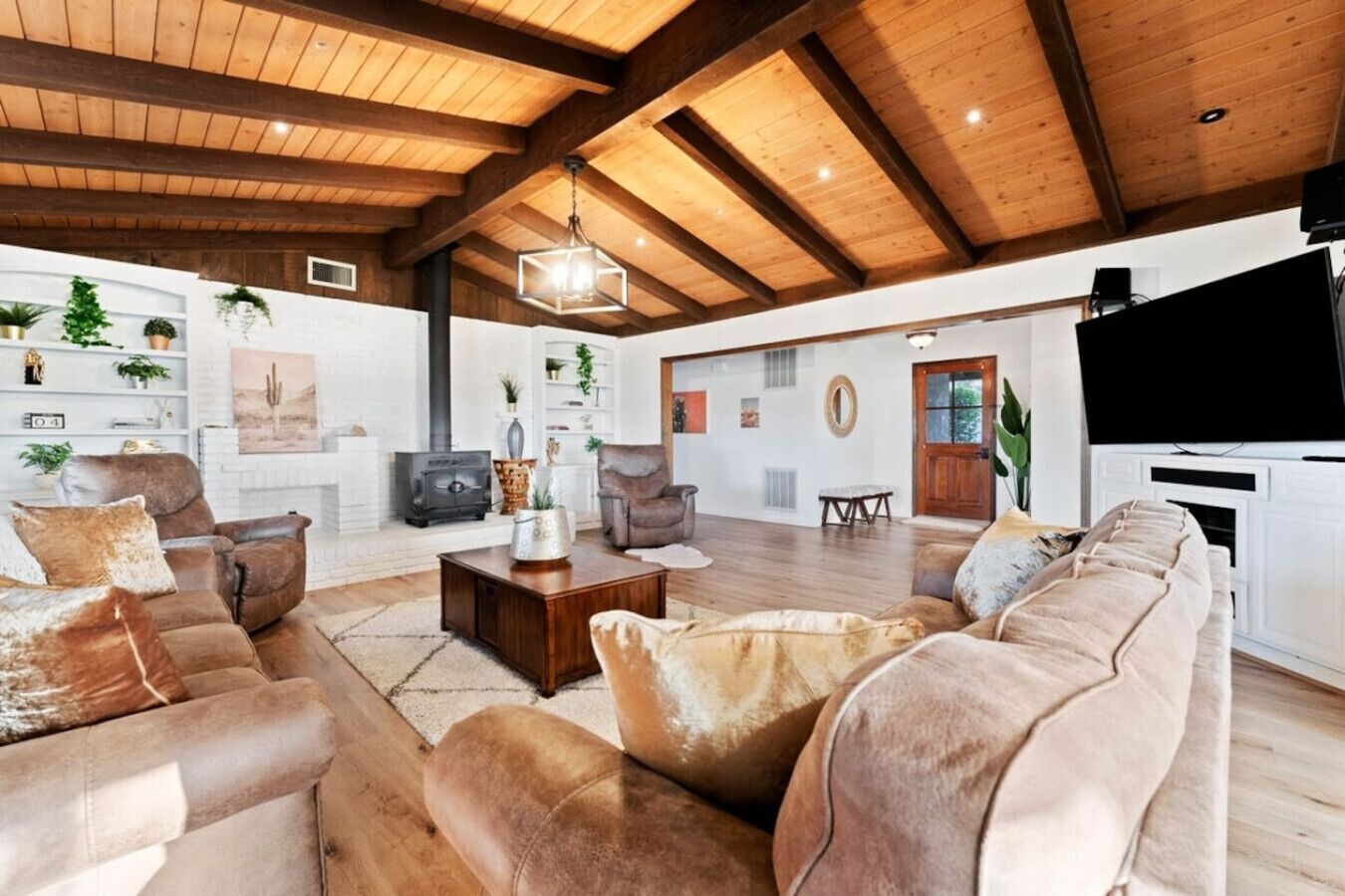 Smart TV, video games, table tennis, books