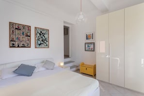 Apartment | 1 bedroom, iron/ironing board, cribs/infant beds, free WiFi