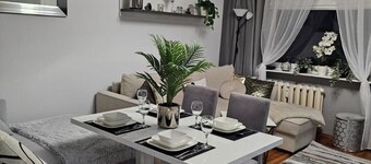 Lovely Apartment in Zyrardow, 10 min to Suntago Free Parking