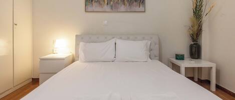 1 bedroom, iron/ironing board, free WiFi