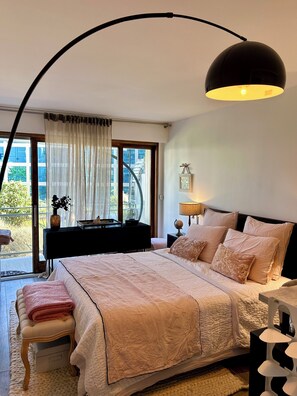 1 bedroom, iron/ironing board, free WiFi - Appartement Balcon Champs-elysées (Paris)