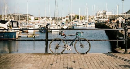 Spacious 2 Bed Flat | Central