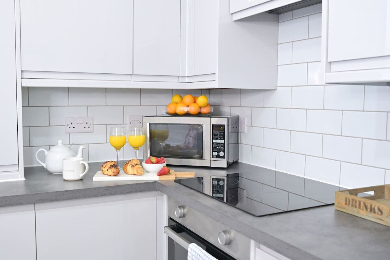 Fridge, microwave, oven, toaster