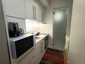 Microwave, oven, stovetop