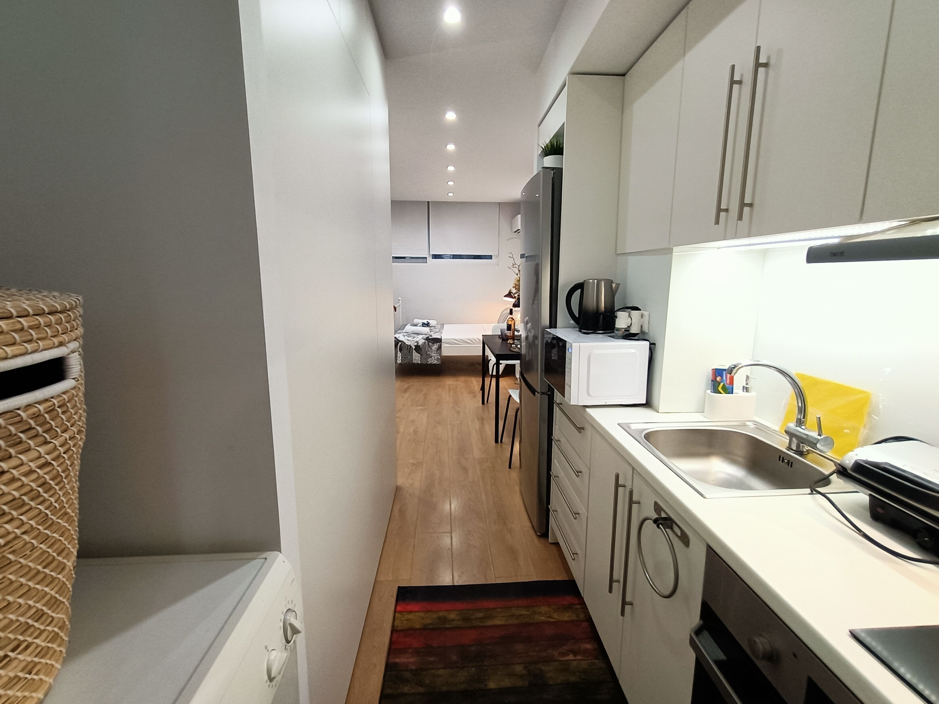 電子レンジ、オーブン、コンロ