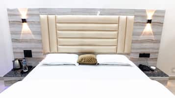 Standard Double Room | Desk, laptop workspace, free WiFi, bed sheets