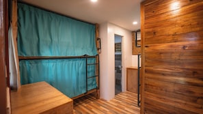 Wi-Fi gratuit, draps fournis