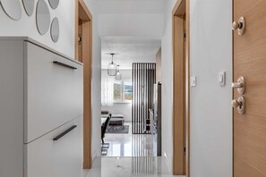 Interior - Summer Dream Apartment with garden, patio and pool (Sv. Filip i Jakov)