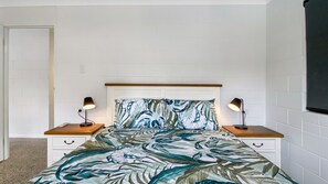 2 quartos, acesso à internet, roupa de cama