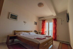 1 غرفة نوم وسرير سفر وواي فاي مجانًا وملاءات أسرّة