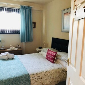 Apartment | 2 bedrooms, iron/ironing board, free WiFi, bed sheets - Captivating 2-bed Apartment in Aberdeen (Aberdeen)