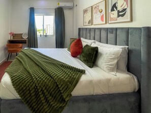 2 bedrooms, desk, iron/ironing board, free WiFi
