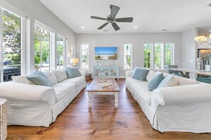 House, Multiple Beds (Sandy Dunes Beach Cottage) | Living area