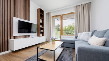 Apartment, 1 Bedroom, Balcony | Living room