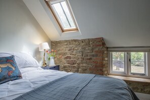 2 chambres, fer et planche à repasser, Wi-Fi, literie fournie