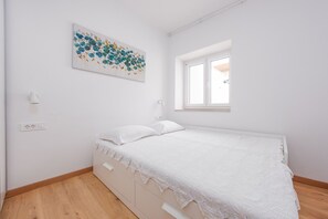 3 habitaciones, cunas gratuitas y ropa de cama 