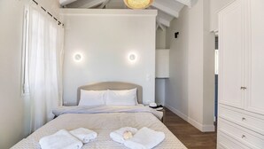 1 soverom, skrivebord, strykejern/-brett og wi-fi (inkludert)