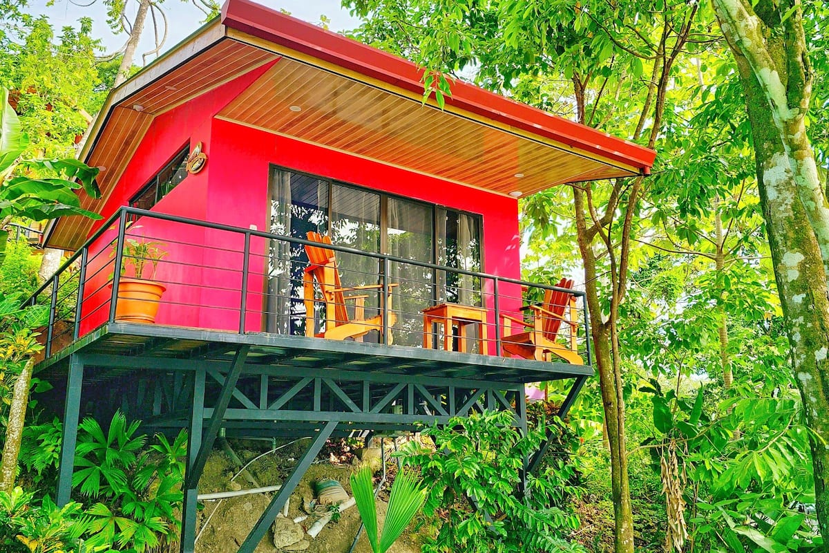 1 habitación, cubrecamas, cunas y wifi gratis