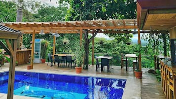 Piscina externa