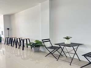 Dining - OYO 75505 LD Guesthouse (Sa Khu)