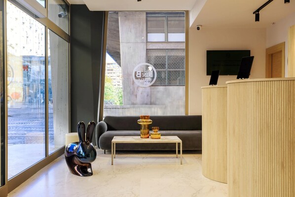 Lobby - B&B Hotel Catania City Center (Catania)