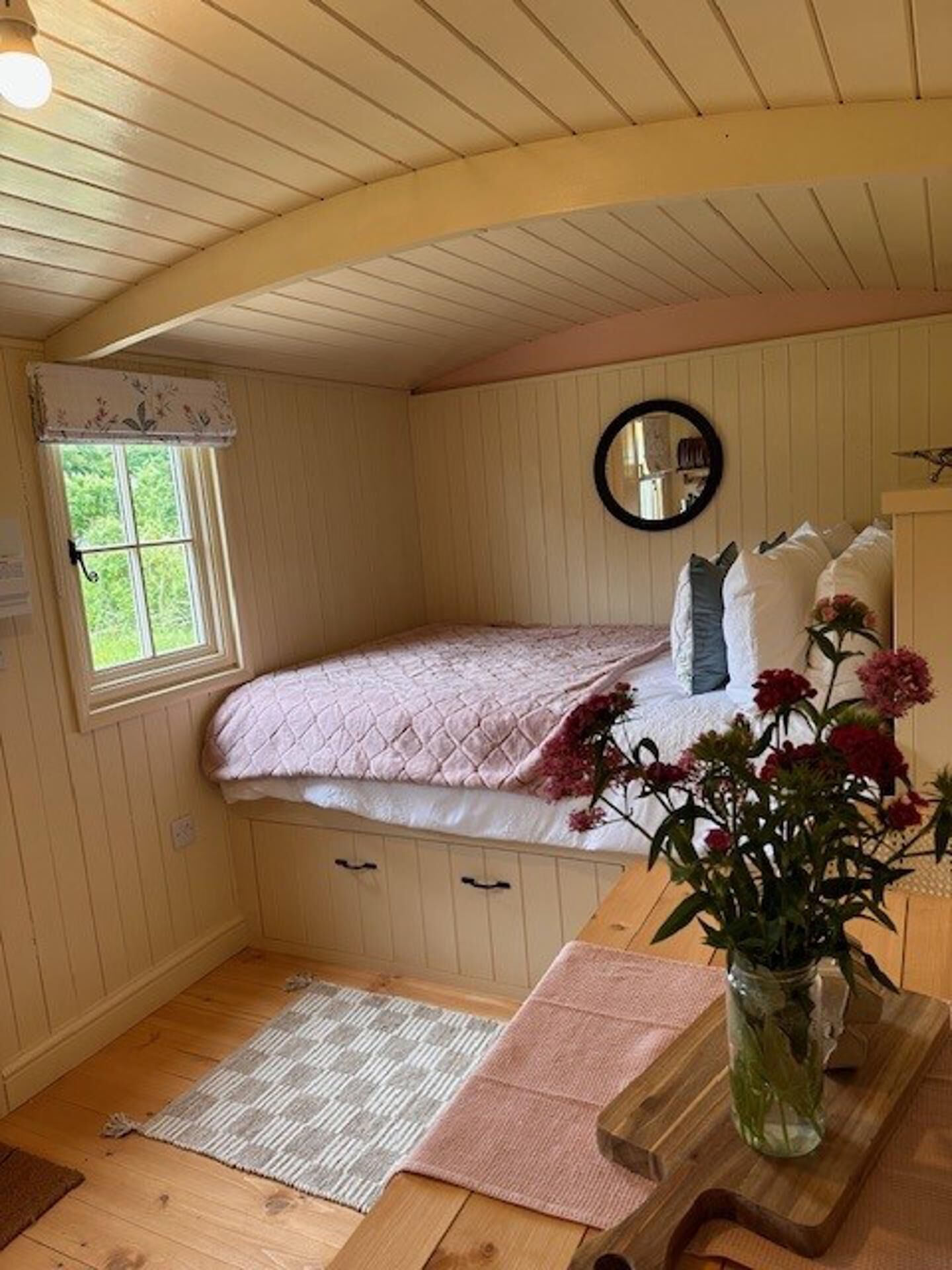 Cabin | 1 bedroom, bed sheets