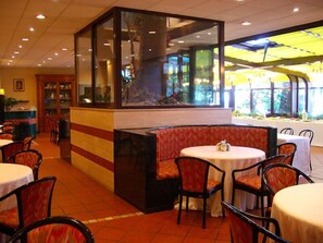 Dining - Residence Miramare Studio Apartment 3 Pax (Imperia)