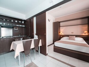 1 chambre, accès Internet