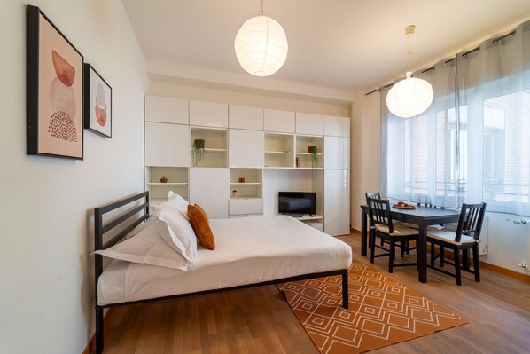 Basic Apartment | Living area - San Giovanni Orange Studio (Como)