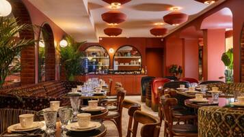 Daily buffet breakfast (EUR 20 per person)