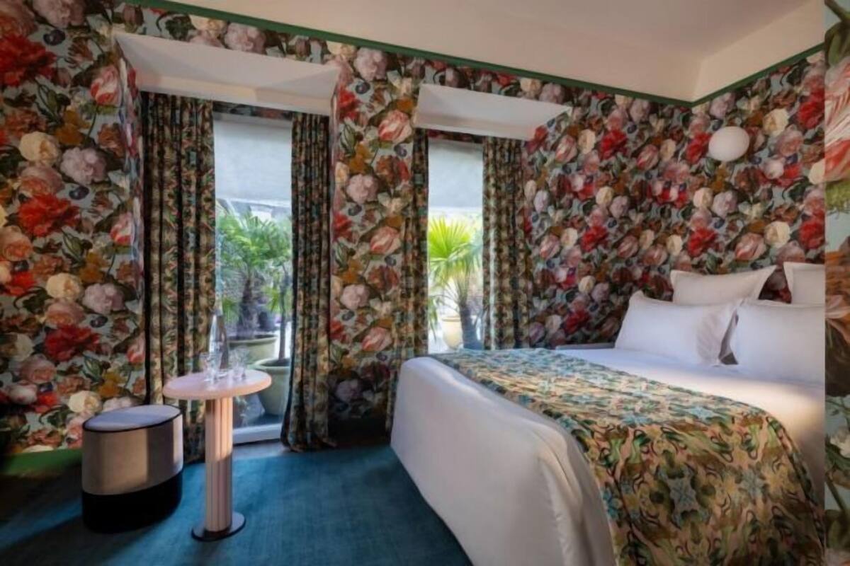 In-room safe, desk, laptop workspace, blackout curtains