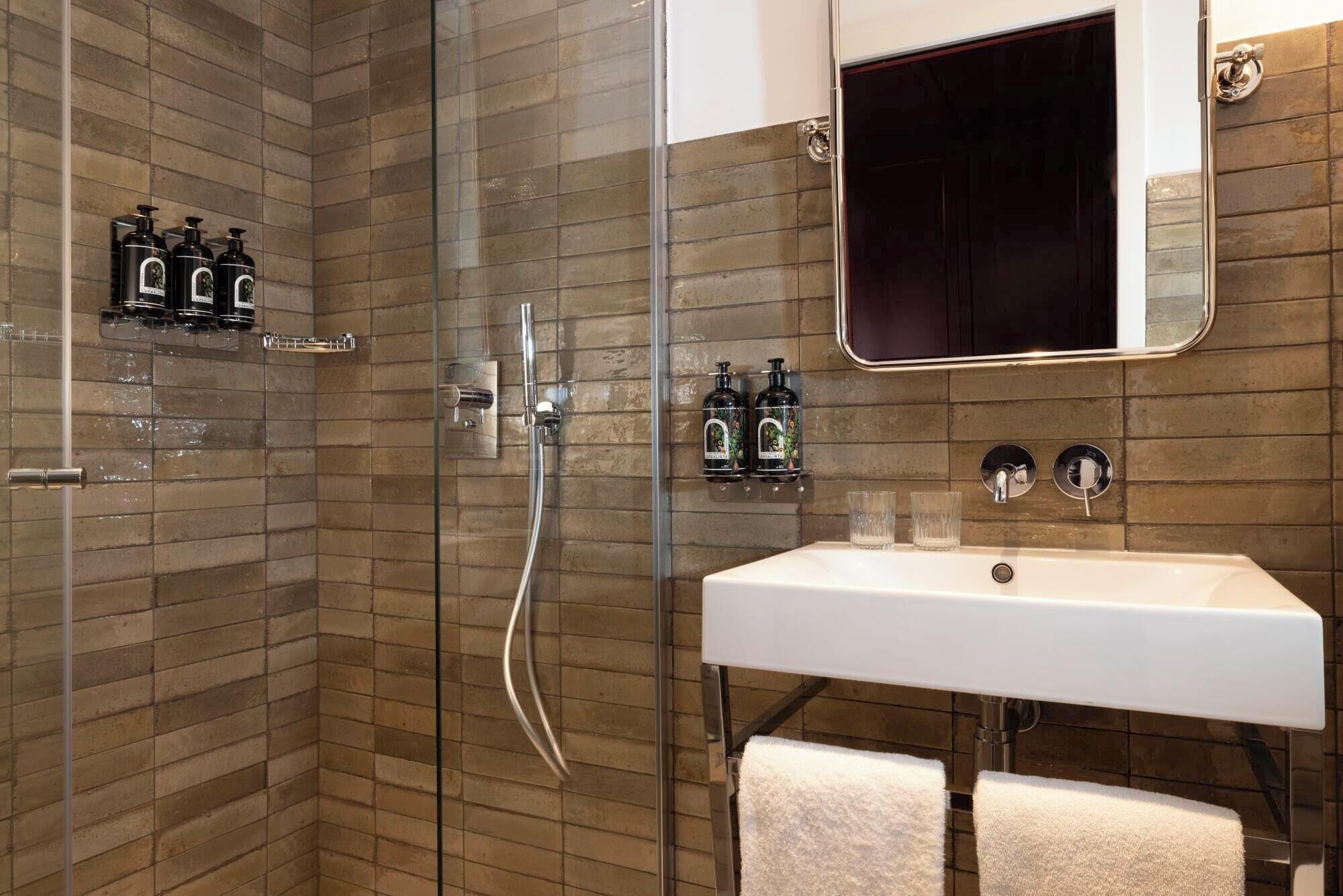 Photo - Hôtel Ginette à la Folie & Spa