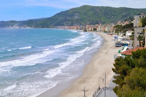Strand