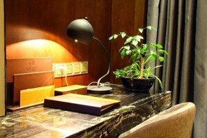 Room - Peninsula International Hotel (Quanzhou)