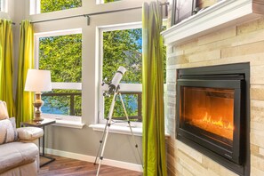 Villa | 3 bedrooms - Yellow Tail Cabin in Hoodsport (Hoodsport)