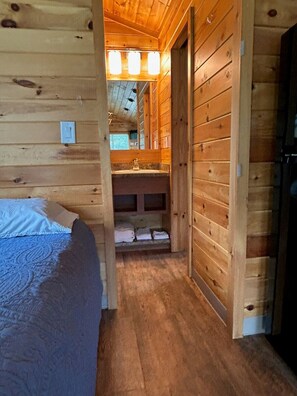 2 habitaciones, wifi gratis, ropa de cama y acceso para silla de ruedas 