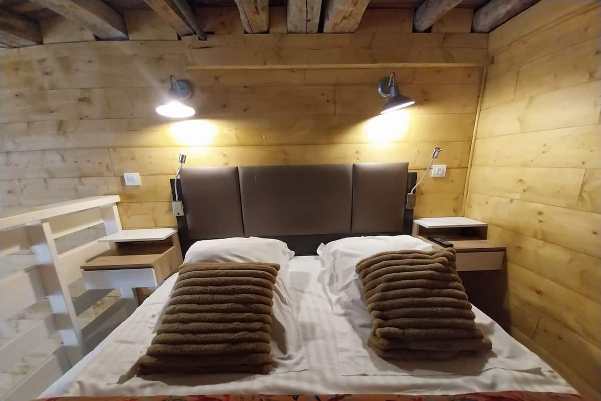 Le chalet - 3 pers. Centre et Thermes | Espacio para trabajar con laptop y wifi gratis