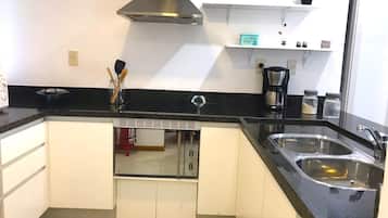 Microwave, oven, stovetop