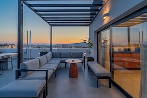 Acropolis Outdoor Jacuzzi Penthouse | Terrace/patio - Fos (Athens)