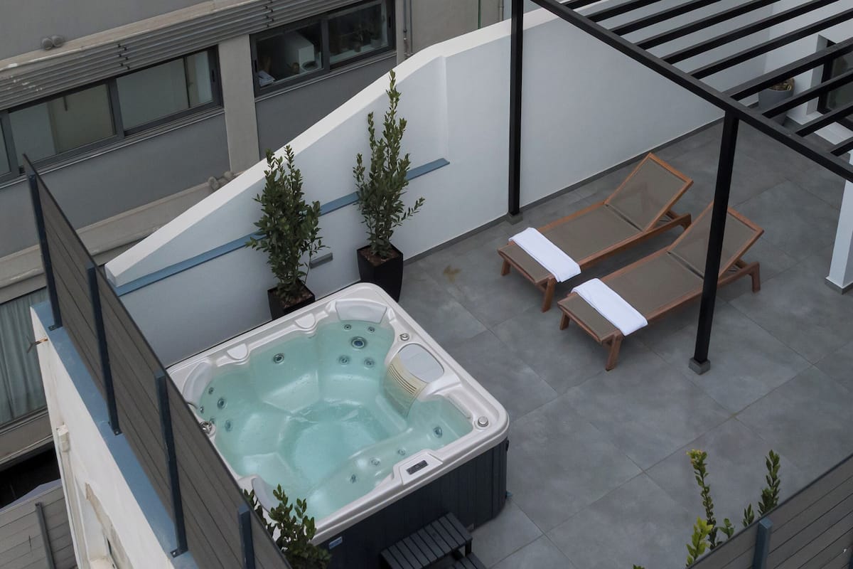 Outdoor Jacuzzi Suite | Terras