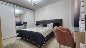 2 bedrooms, iron/ironing board, WiFi, bed sheets