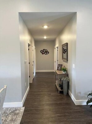 Interior - Charming 2 Bedroom Home with Hot Tub and Fire Pit (Byron Center)