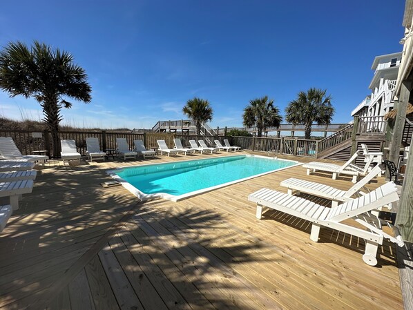 Outdoor pool, pool loungers