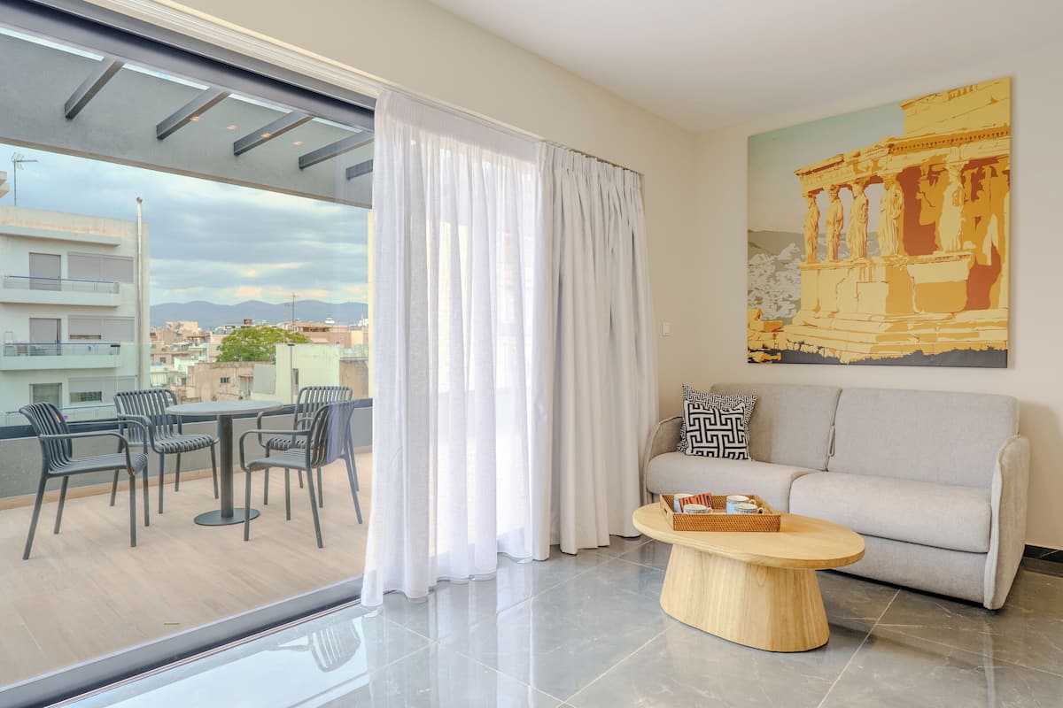 Cobertura exclusiva, vista para a cidade | 1 quarto, cofres nos quartos, individualmente decorados