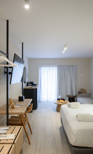 Superior Studio | Pemandangan dari bilik