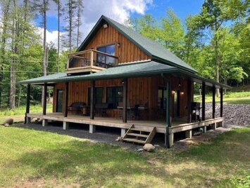 Creekside cabin
