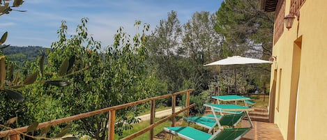Family House, Garden View | Room amenity